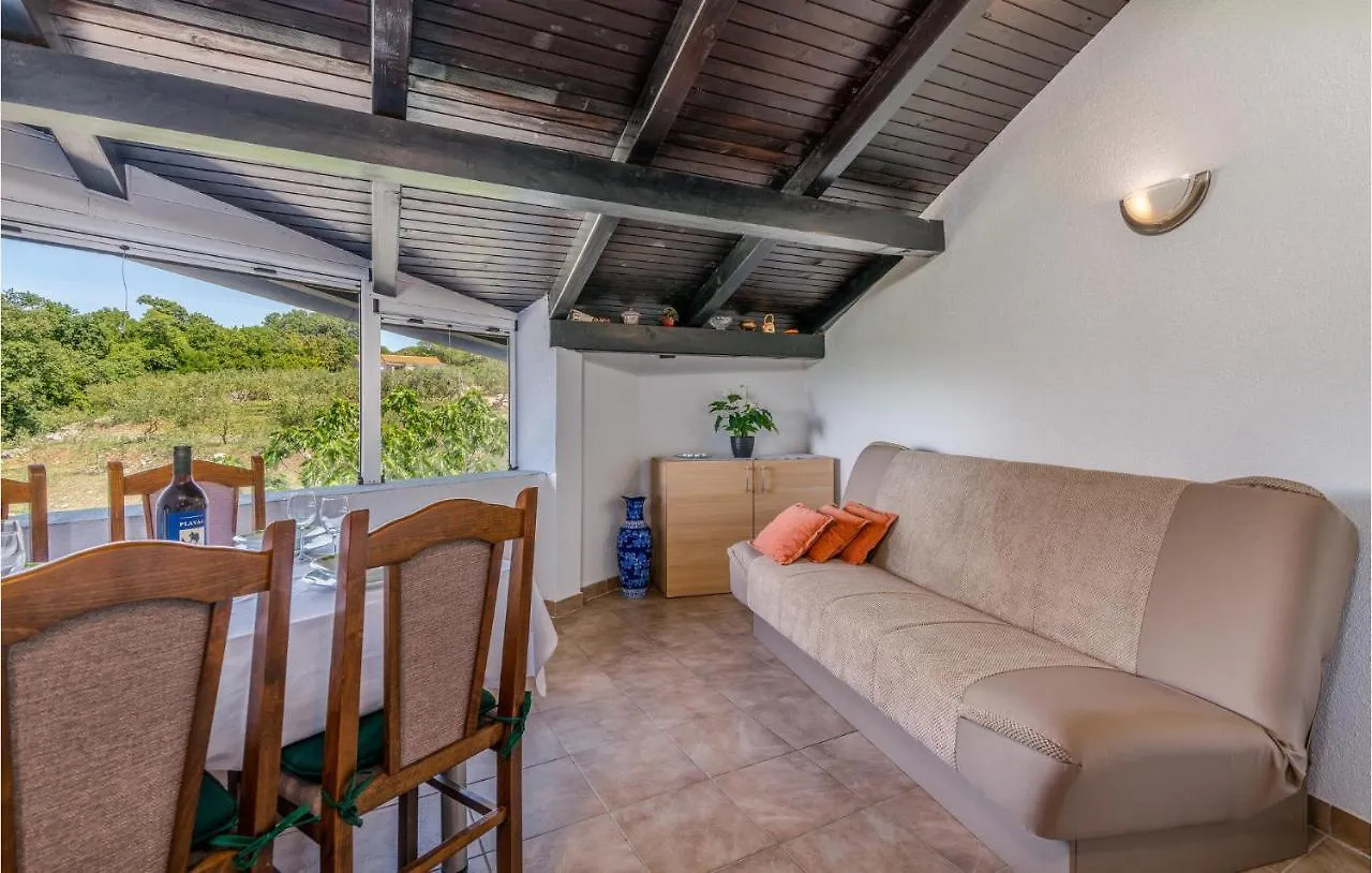 Amazing Apartment In Zupanje With Wifi